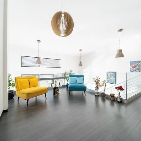 Modern And Spacious فيلة *