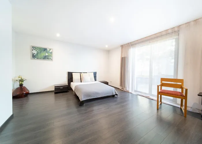 Modern And Spacious Villa *