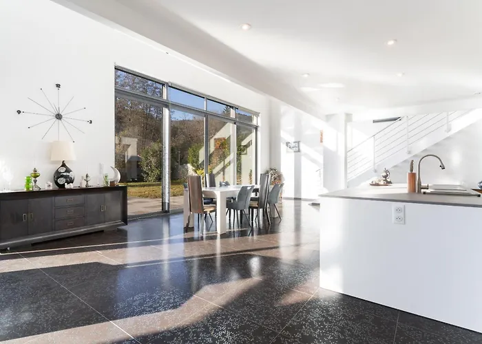 Villa Modern And Spacious Soultzmatt