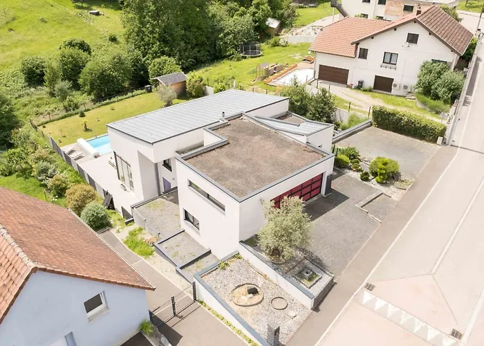 Villa Modern And Spacious *