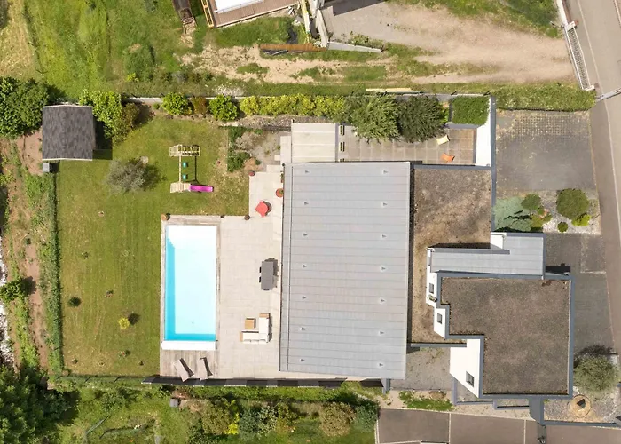 Modern And Spacious *